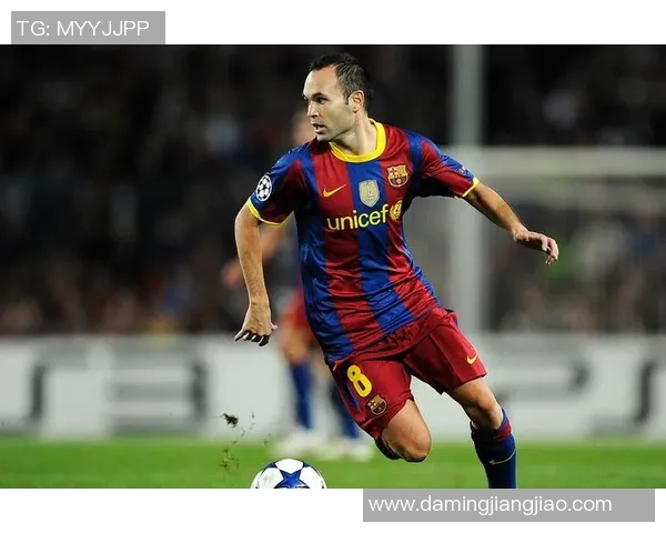 西班牙巴塞罗那球队签下新任主帅，球迷期待新赛季表现