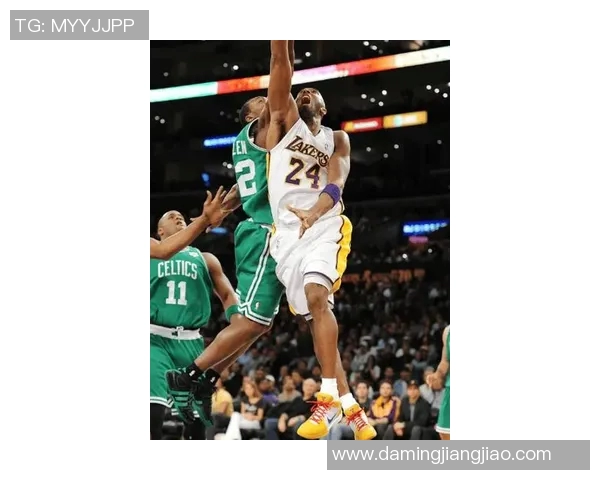 科比与詹姆斯圣诞大战重温经典对决篮球传奇的巅峰时刻